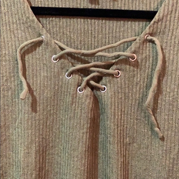 Army Green Lace Up Sweater 💚 - Picture 4 of 5